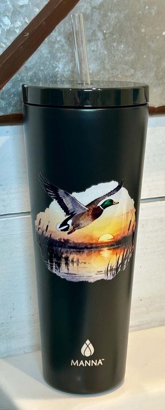 NEW Manna Axel 26 oz Stainless Steel Tumbler/Straw Set - Black w/ Mallard Duck